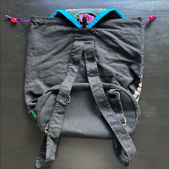 Chinese Embroidered Floral Drawstring Backpack - Picture 2 of 3